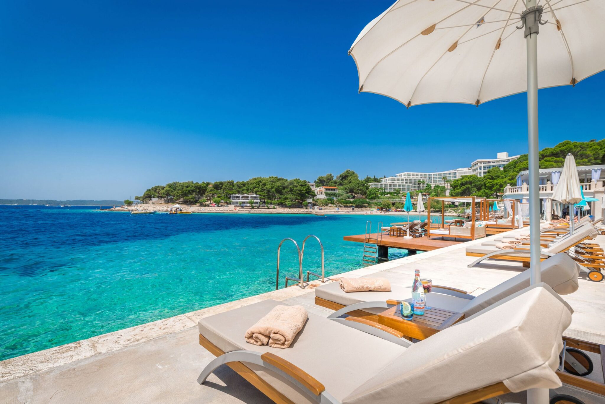 The 20 Best Beach Clubs In The World: How To Enjoy Sun-Kissed Shores In ...
